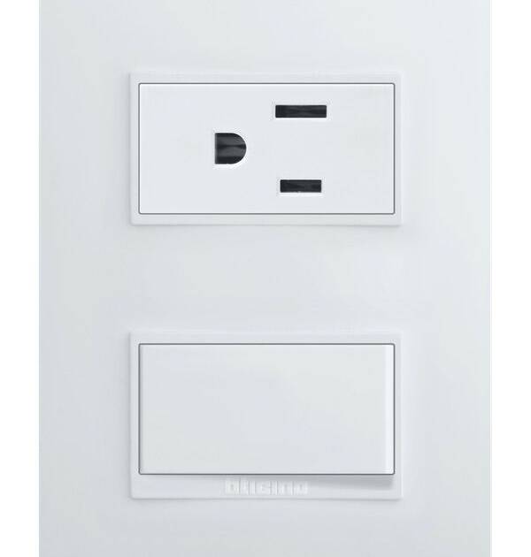 INTERRUPTOR SENCILLO C/TOMCTE + TIERRA 15A 127V NOBILE BLANCO BTICINO