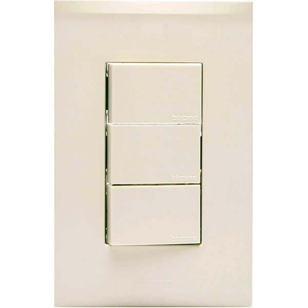 INTERRUPTOR TRIPLE NOBILE MARFIL BTICINO