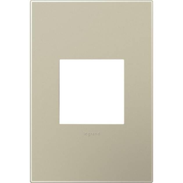 PLACA 2M 1G TITANIO ADORNE