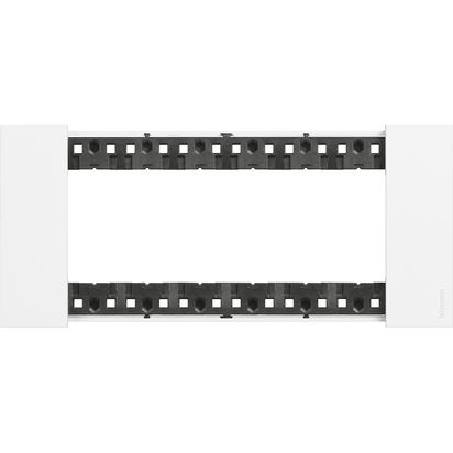 PLACA 6M BLANCO LIVING NOW BTICINO