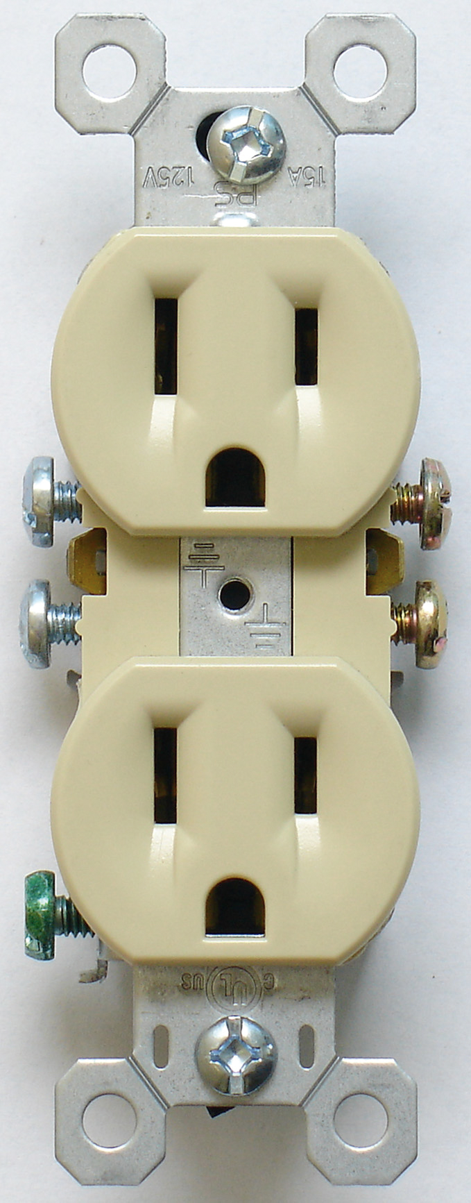 TOMACTE DOBLE C/TIERRA 15A 125V MARFIL LEGRAND