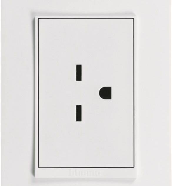 TOMACTE SENCILLO C/TIERRA 220V T/TANDEM NOBILE BLANCO BTICINO